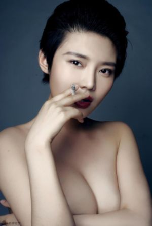 欧美日韩美女piexx_720免费电视剧