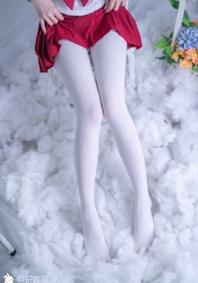 五月天激情在线观看_十万网红美女美酱