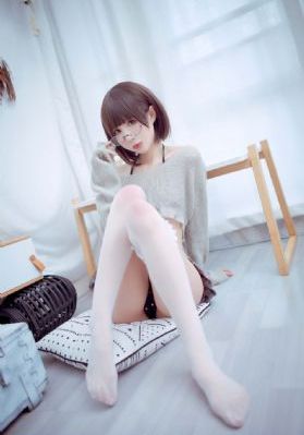 精品淫伦v久久水蜜桃_720完整版观看