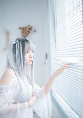 九九最新精品视频在这里_720电影全集观看